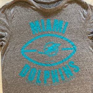 Miami Dolphins T-Shirt‎ size Small